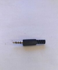 3.5 MM STEREO PIN 4 CUT PLASITIC CAP