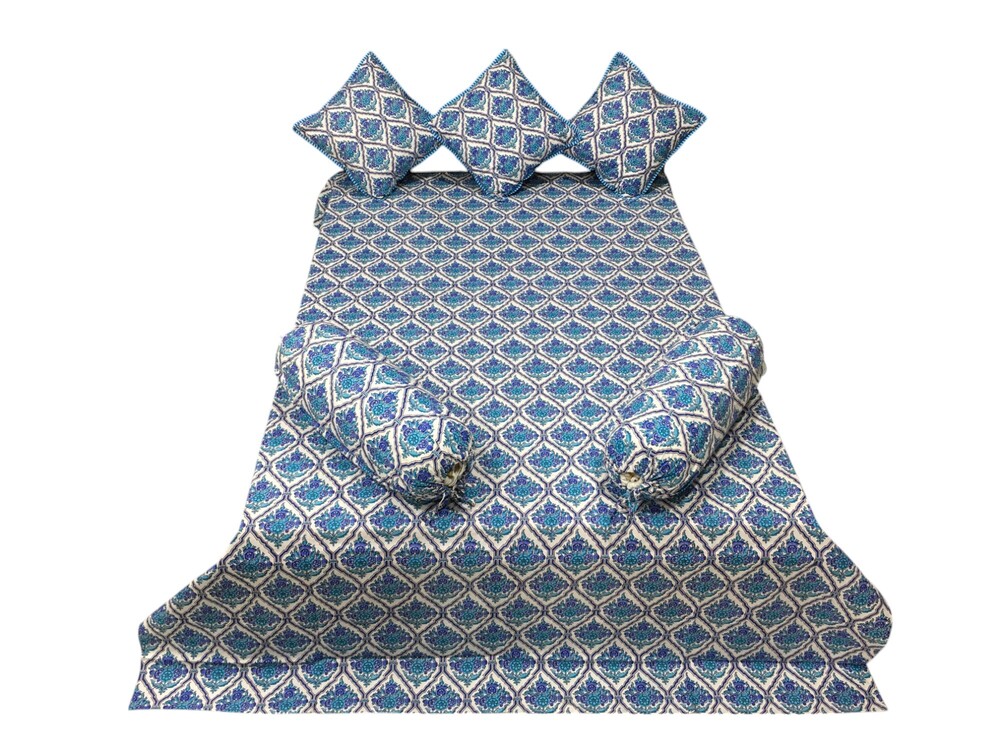 Printed Diwan Set with 3pc cushion cover and 2pc Bolster