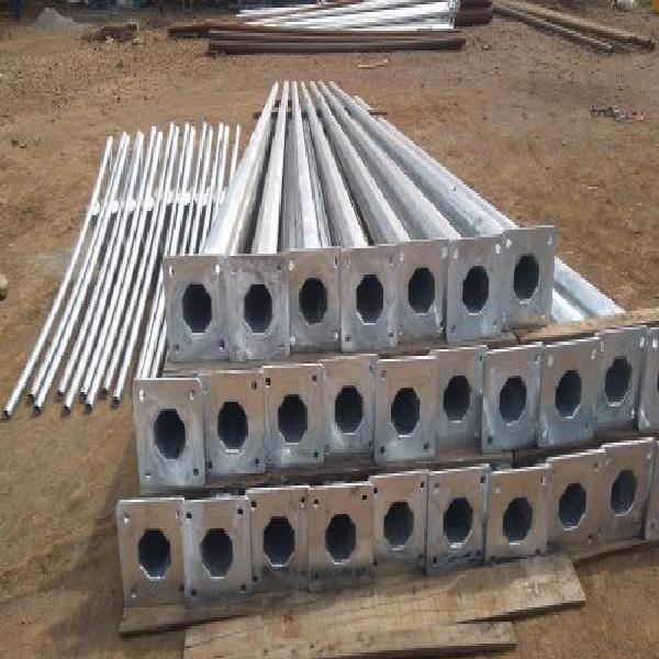Square Coated Iron Octagonal Pole - Color: Grey