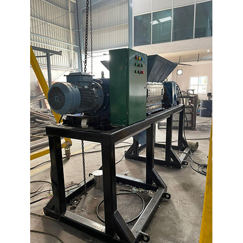 Twin Shaft Waste Shredder - Automatic Grade: Semi Automatic