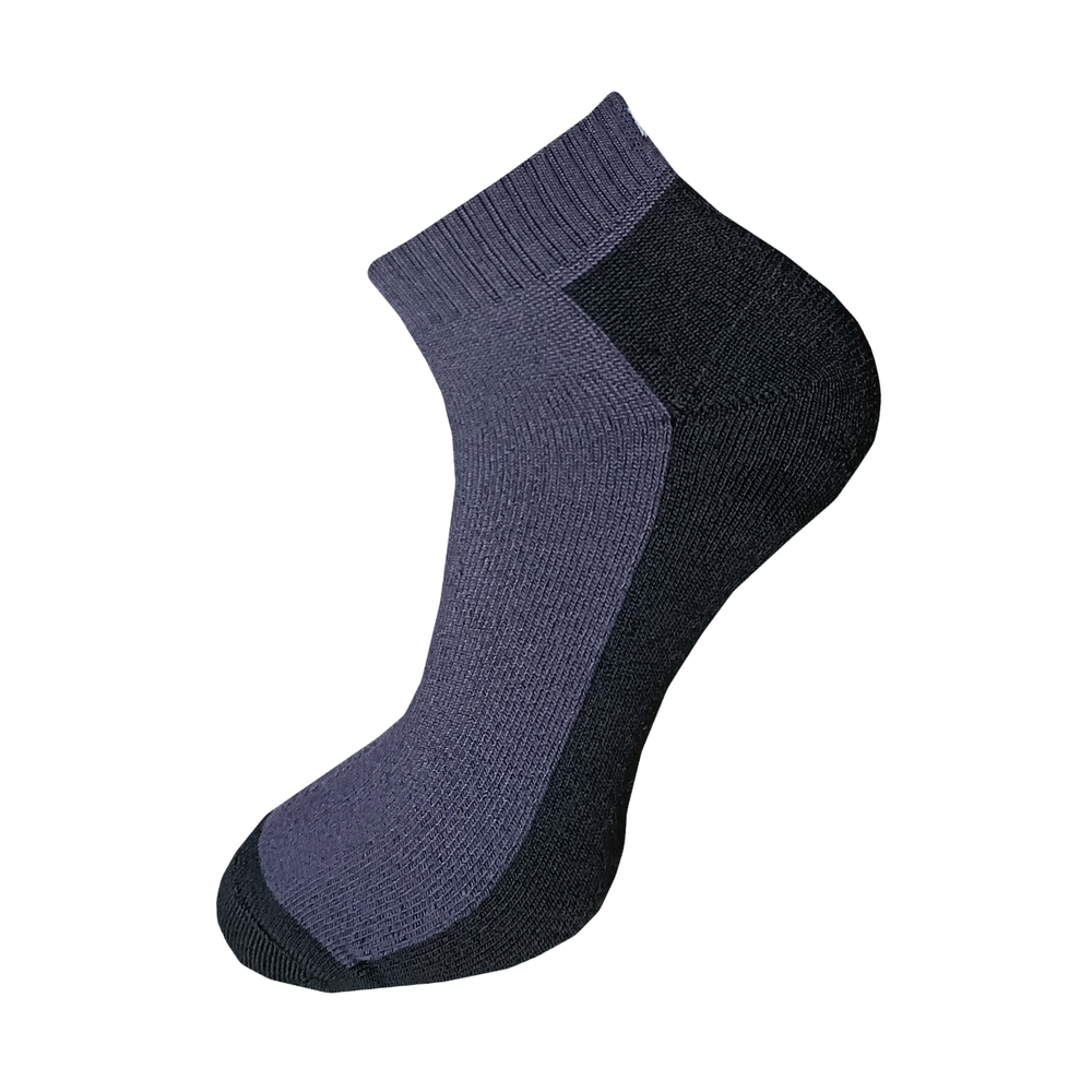 Flat knit sport socks
