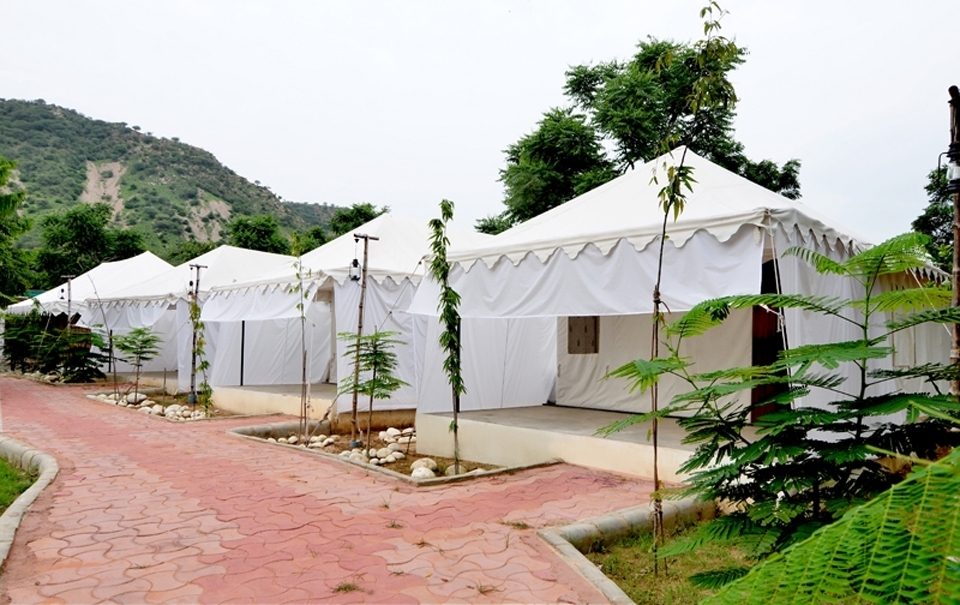 luxury tent price in India