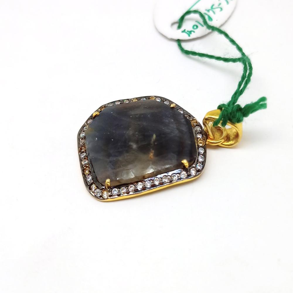 925 Sterling Silver Faceted Gray Sapphire Pendant - Color: Grey