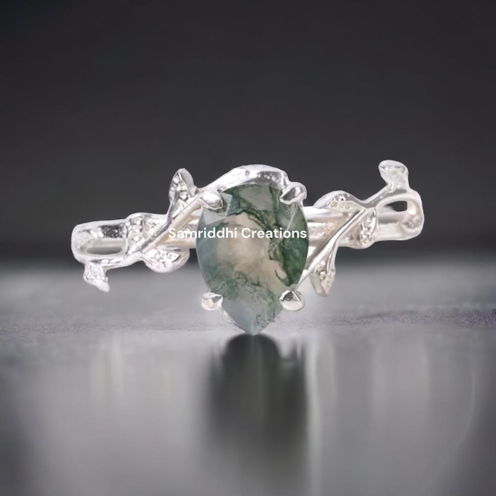 Moss Agate Ring - Design: Solitaire