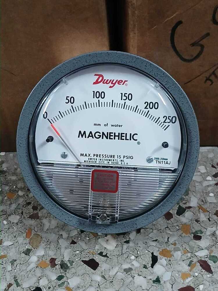 Dwyer Magnehelic Differential Pressure Gauge From Hayatpur Industrial Area Gurgaon - Accuracy: A 2% (-Ha Model A 1) Of Fs (A 3% (-Ha A 1.5%) On -0
