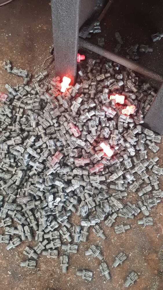 Hot Forged Couplers - Application: Auto Parts