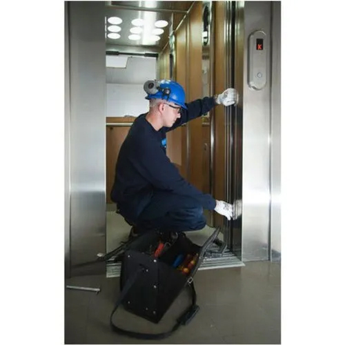 Hydraulic Elevator Maintenance Service - Nationwide Coverage, 24-Hour Response, Certified Technicians, Detailed Report Generation, 1-Year Warranty