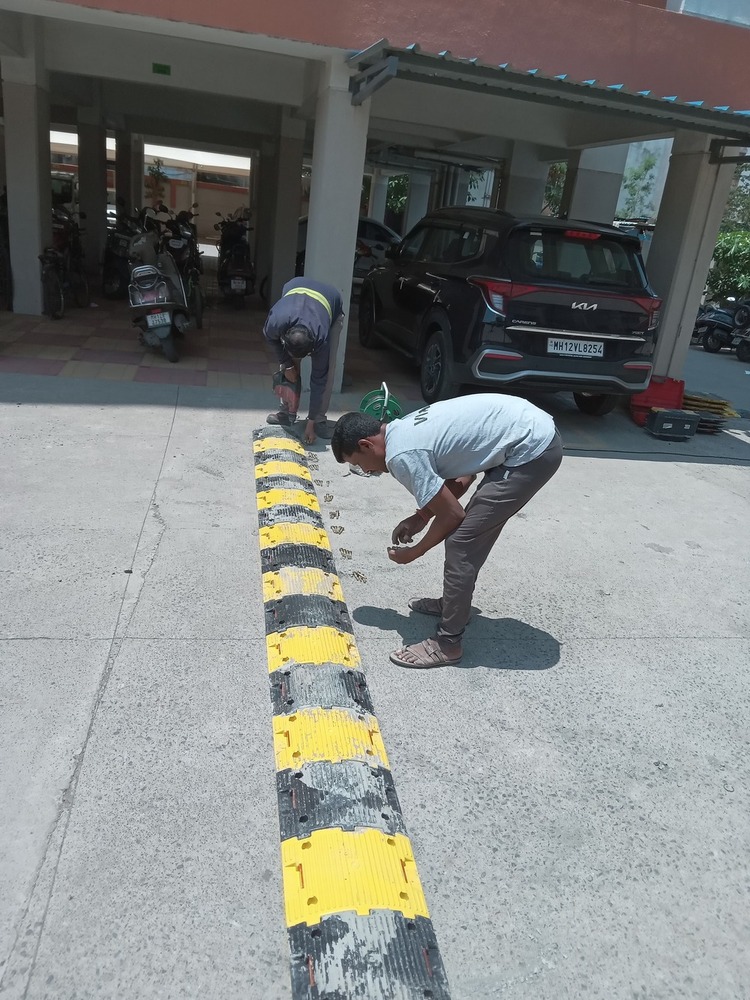 Concrete Filled Plastic Speed Breaker - Color: Black & Yellow