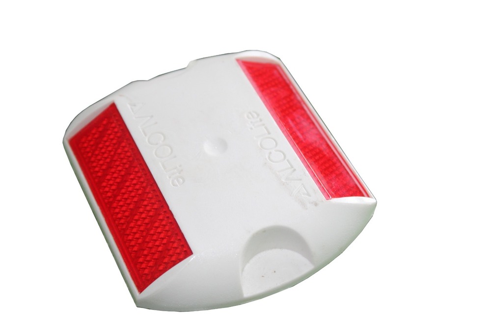 3m Road Stud - Color: Red