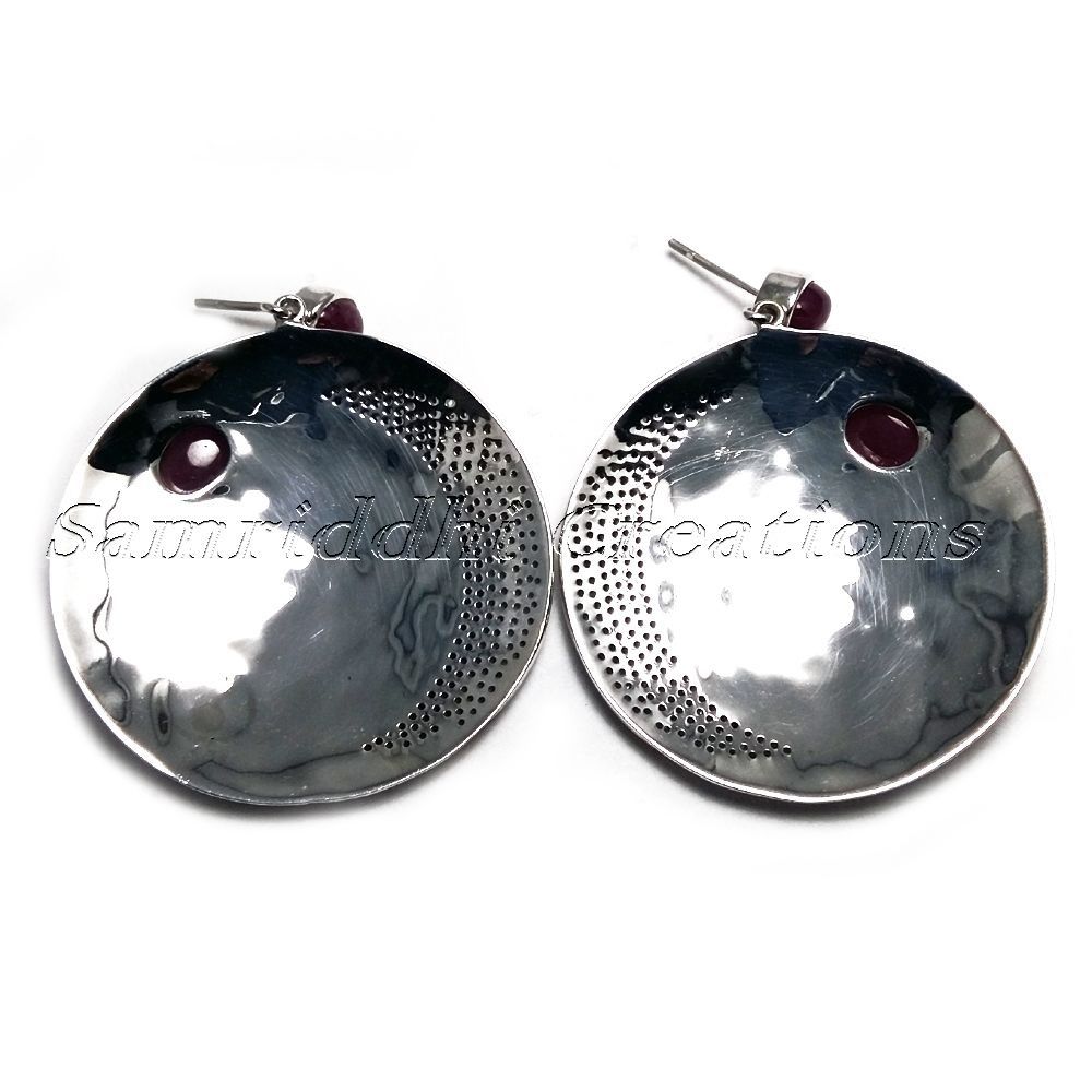 Silver Ruby Diamond Earring - Color: Gray