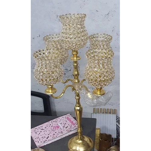 Decorative Attractive Look Metal Wedding Candle Holder