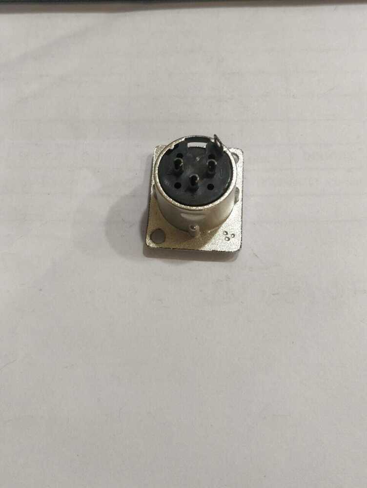 XLR MALE SOCKET METAL BODY