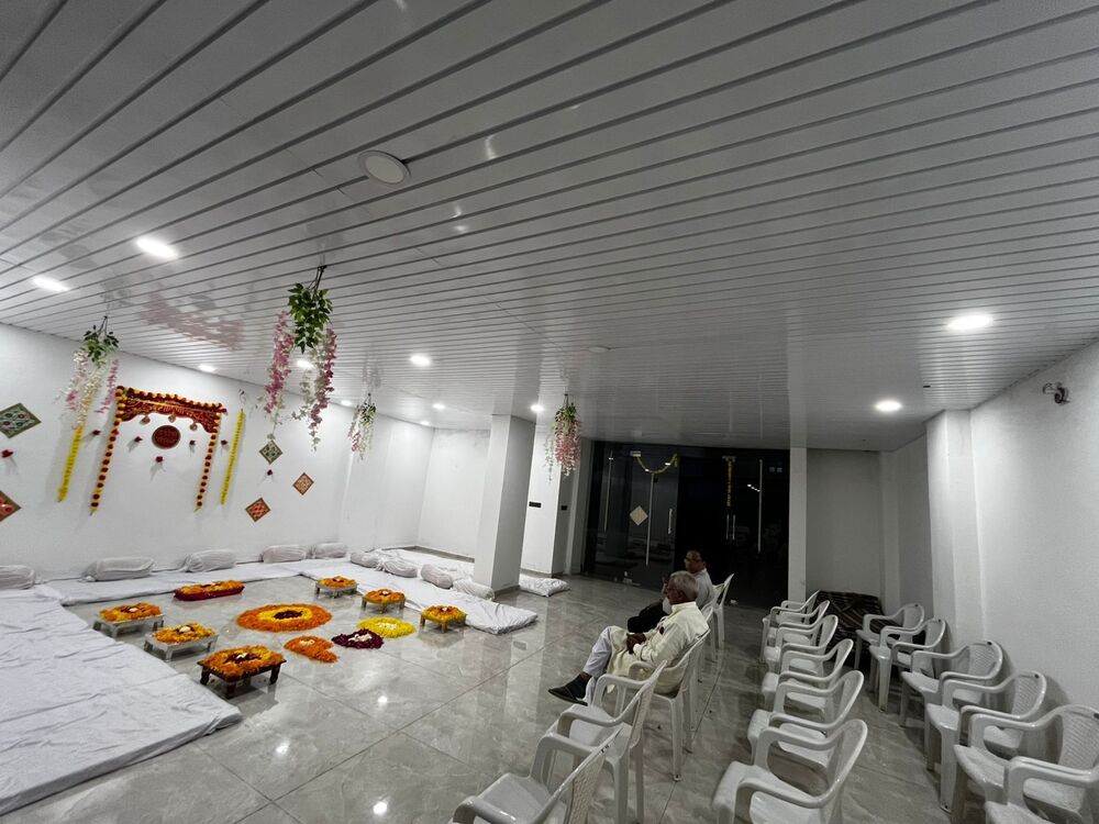 Seamless Linear ceiling