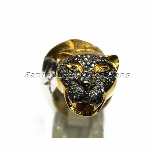 Silver Cocktail Ring - Color: Golden