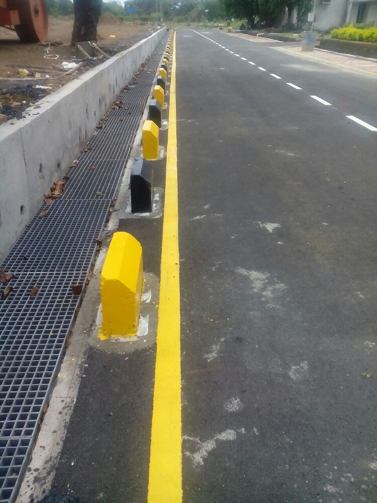 White Thermoplastic Road Marking Paint - Physical Form: Liquid