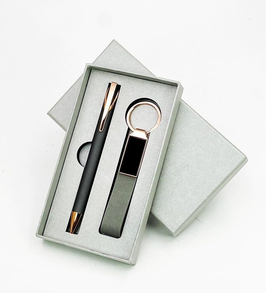 2 In 1 Gift Set - Rectangular Leather Items | High-quality Leather, Elegant Design, Perfect For Any Occasion