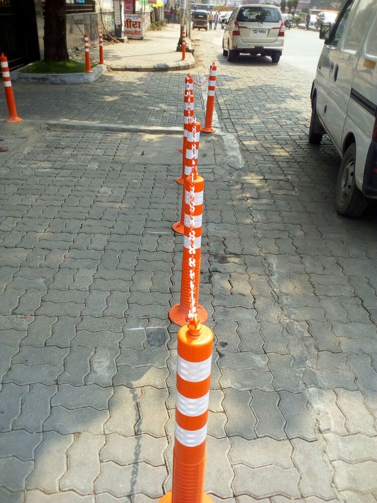 Flexible Spring Post - Color: Orange