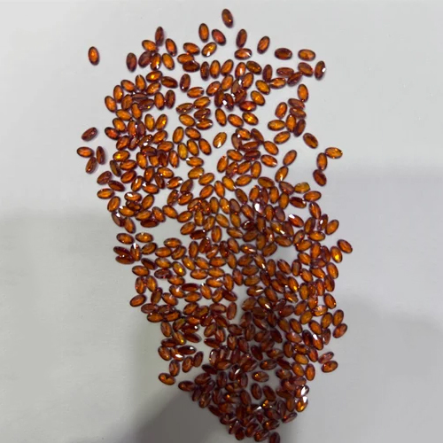 Os 3-5 Garnet Zircon Stone