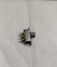 6 PIN BLACK ON-OFF WITH SCREW