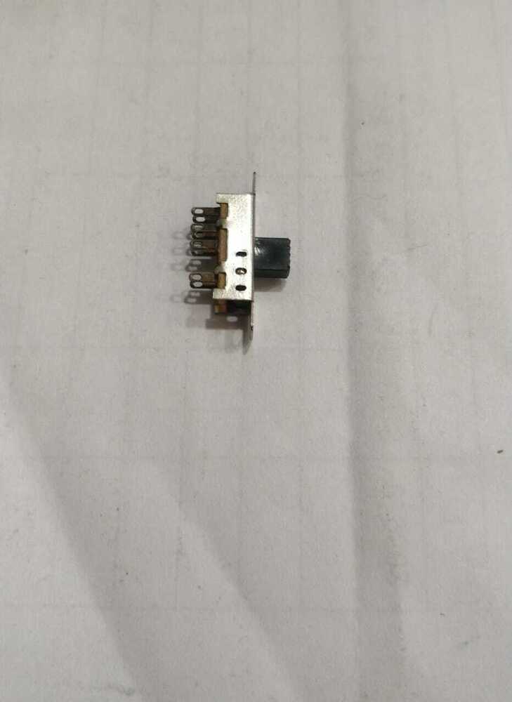 6+2 8 PIN CENTER-OFF WITH SCREW