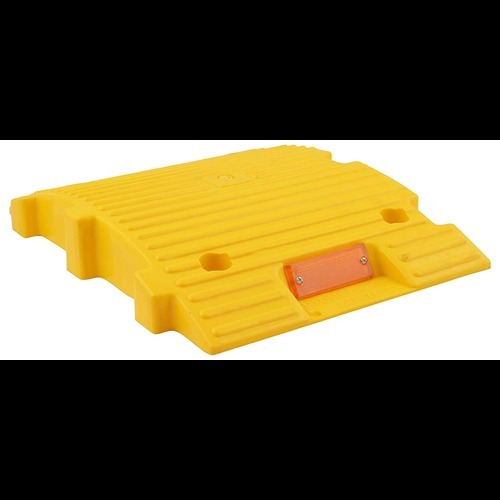 500 Mm Plastic Speed Breaker - Color: Black & Yellow