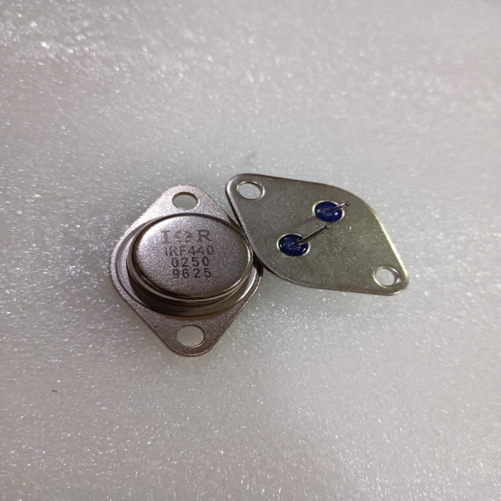 Irf44 Electrical Mosfet - Color: Silver