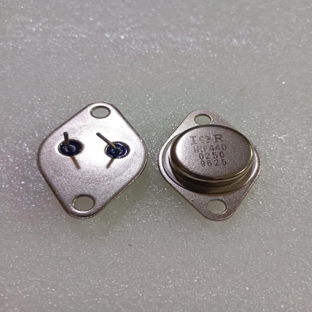 Irf44 Electrical Mosfet - Color: Silver
