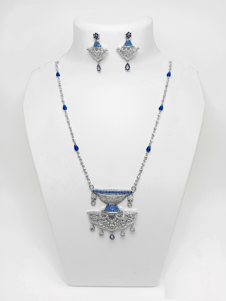 New Design 92.5 Silver Sunera Necklace - 18 Inches Length, Elegant Floral Design, Intricate Craftsmanship, Perfect For Special Occasions