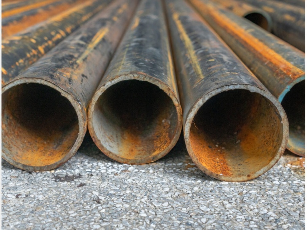 Lead Pipe - 5mm Thickness, 1 Inch Diameter | Silver Color, 99.99% Purity, Suitable For Radiation & Nuclear Shielding In Healthcare Settings