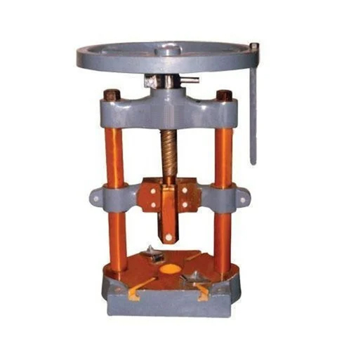 Manual Hand Press Paper Plate Making Machine - Capacity: 300 Pcs/Hr
