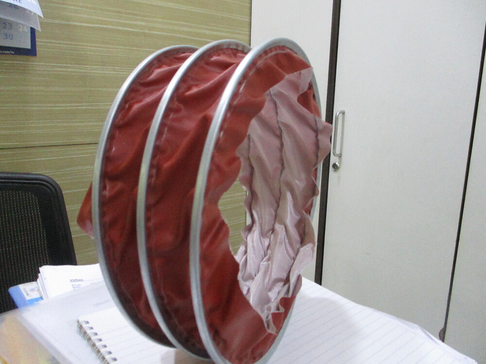 Silicone Clip Hose - 100mm To 600mm Dia, 5 Mtr Length, Red | Temperature Range: -20â°c To 250â°c, Lightweight, Air Flow Optimized, Versatile For Blowers And Exhaust Applications