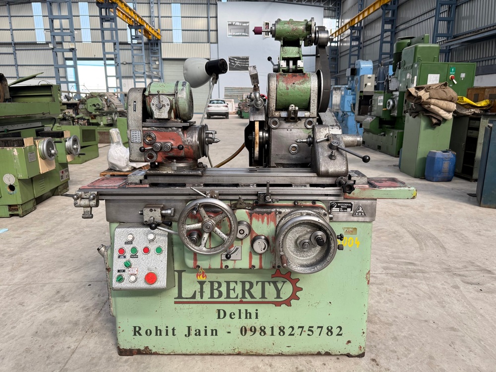 TOS Czech 400 mm Universal Cylindrical Grinder