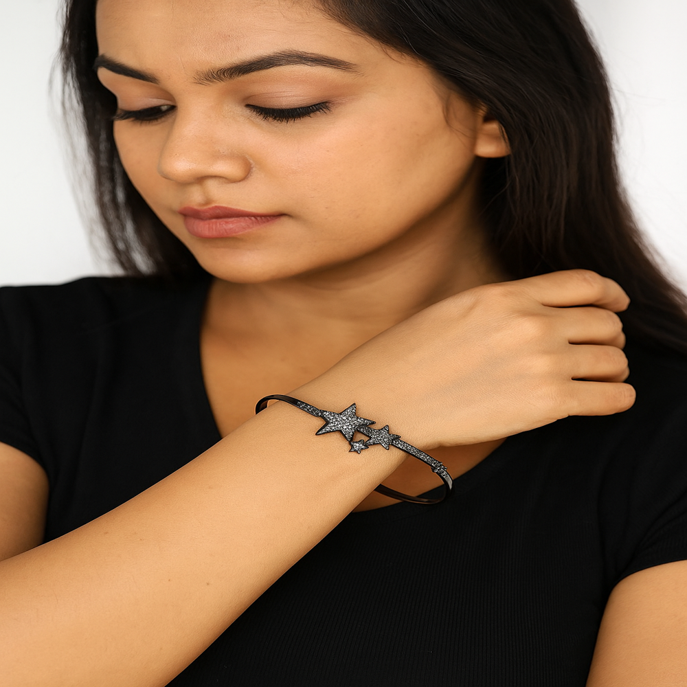Adjustable Diamond Bangle in 925 Silver  0.56 Ct, 15.3g, Pave Set