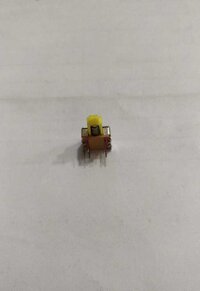 6 PIN ON-OFF YELLOW KNOB WITHOUT SCREW