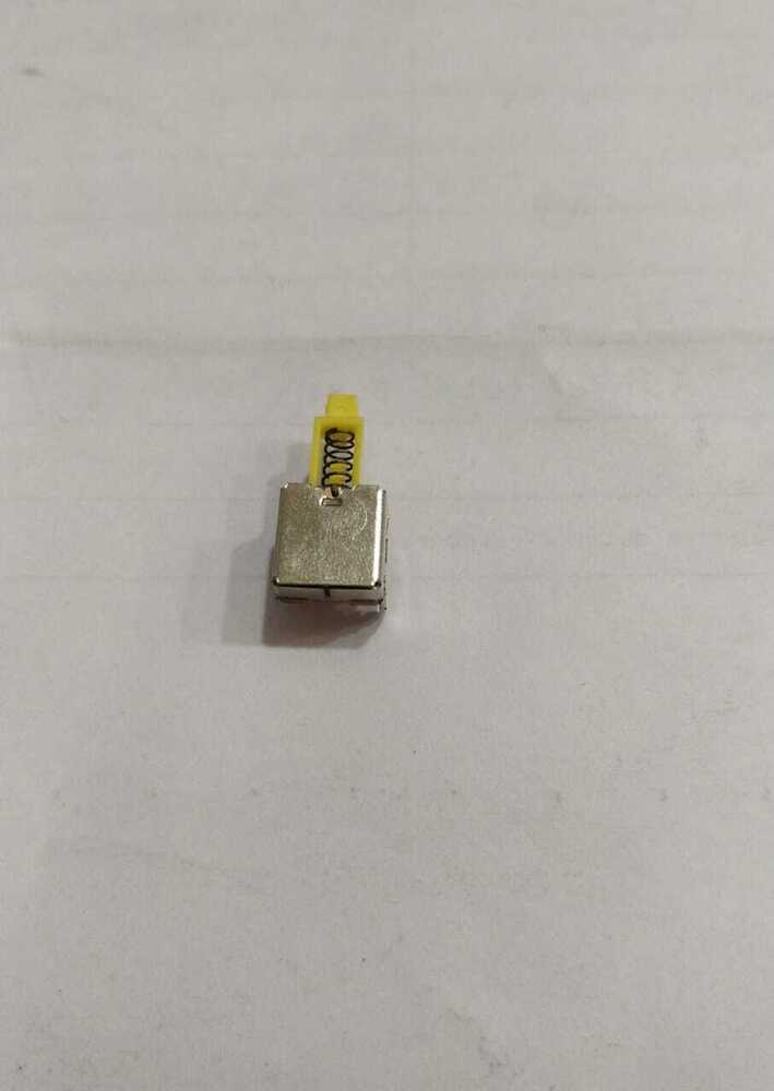 6 PIN ON-OFF YELLOW KNOB WITHOUT SCREW