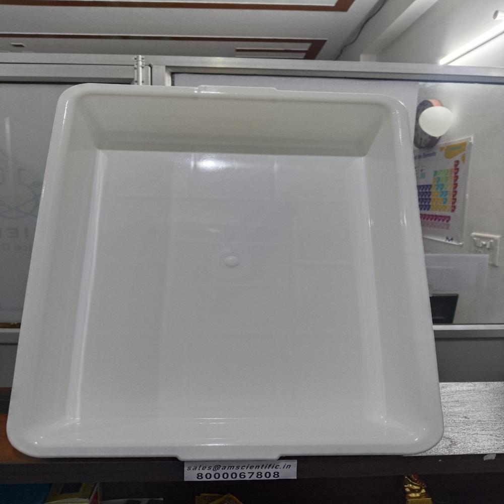 Laboratory Tray - Plastic, 450x350x75 Mm | White Color, Shallow Flat Design For Efficient Holding And Transport Of Lab Items