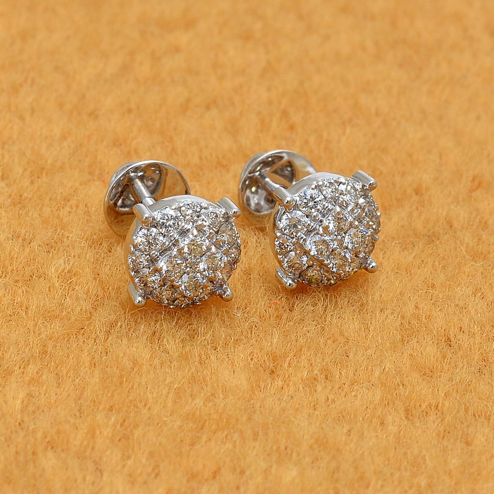 14k Gold Stud Studded with Diamond