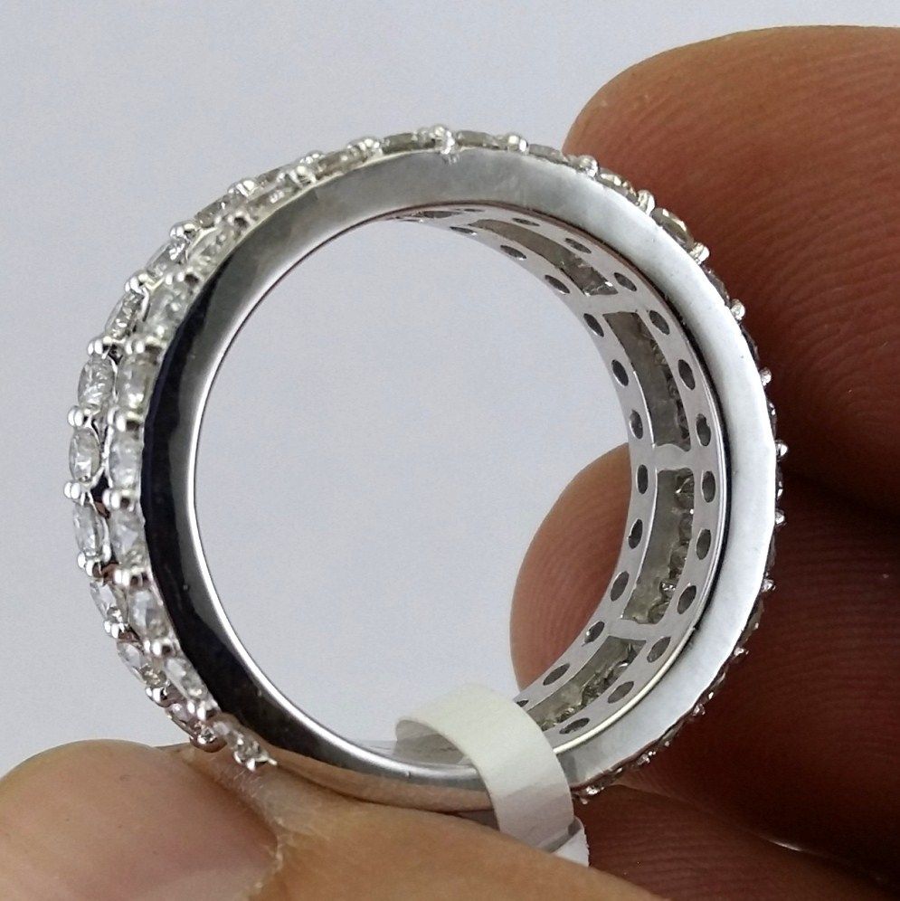 Fine Diamond Ring