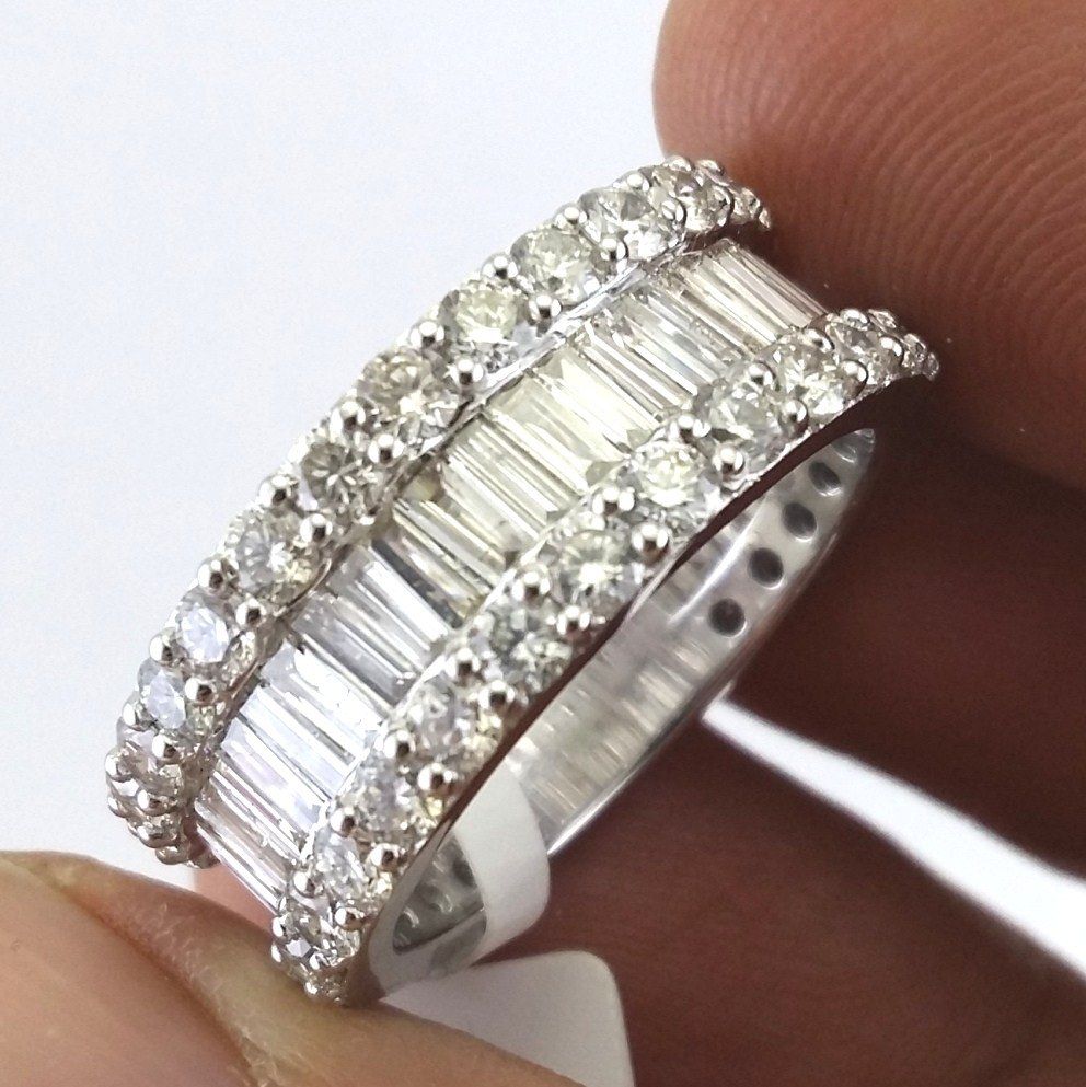 Fine Diamond Ring