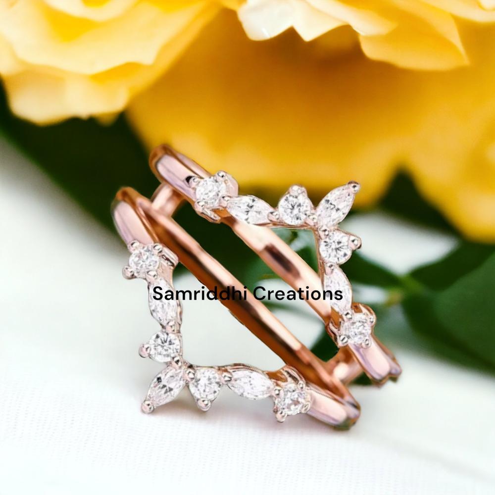 Curved Band Ring