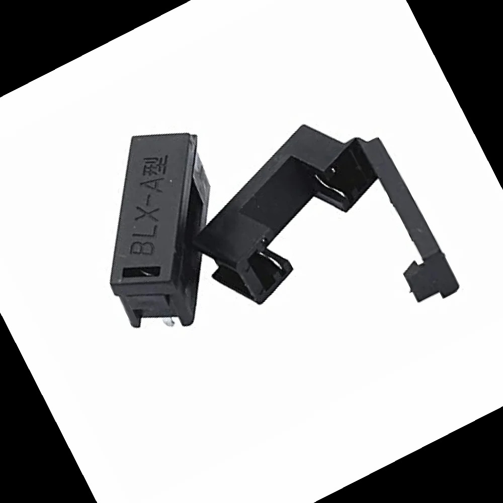 FUSE BOX BLACK PCB MOUNT