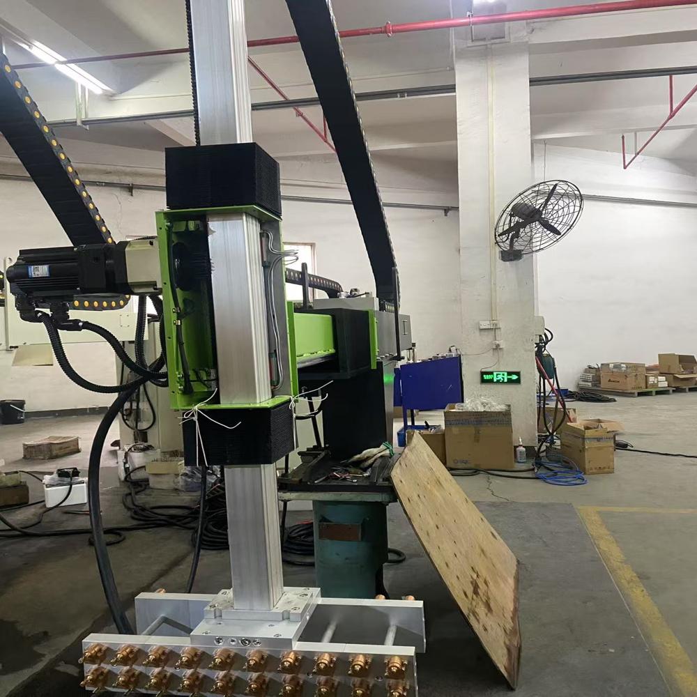 YIZUMI Die Casting Machine Servo Sprayer
