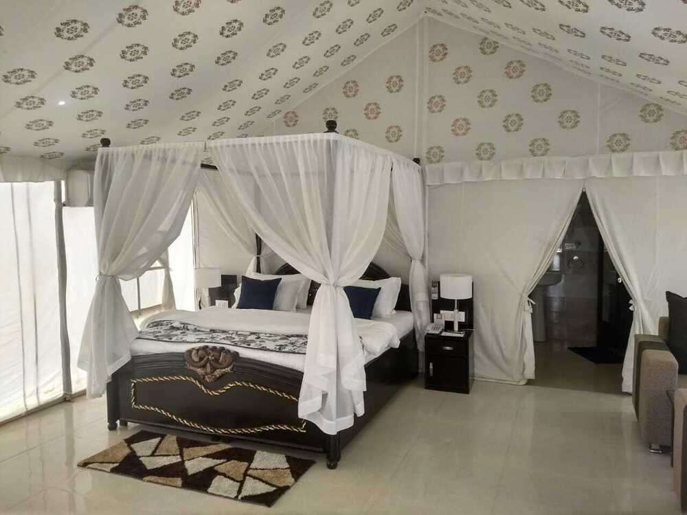 Beach tent near me