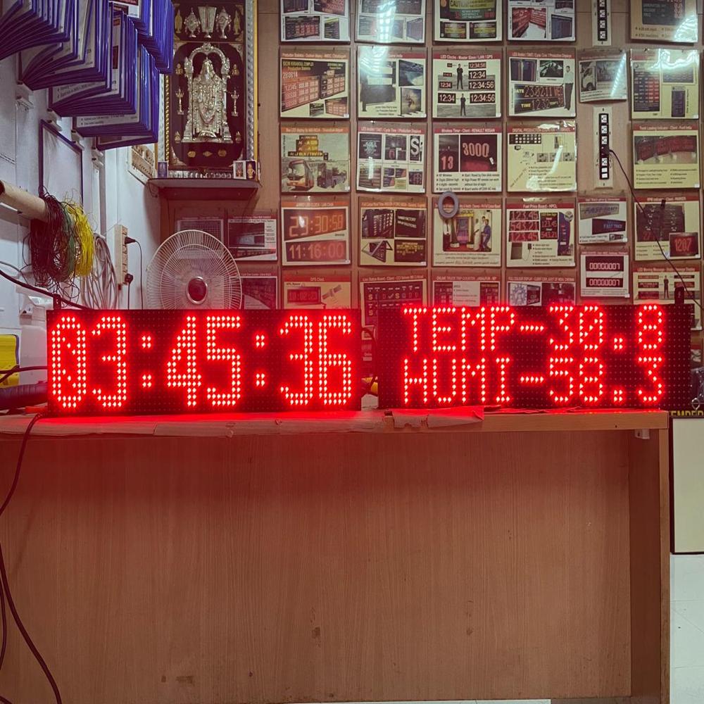 Led Econ Remote Clock With Temp / Rh Board - Color: Red