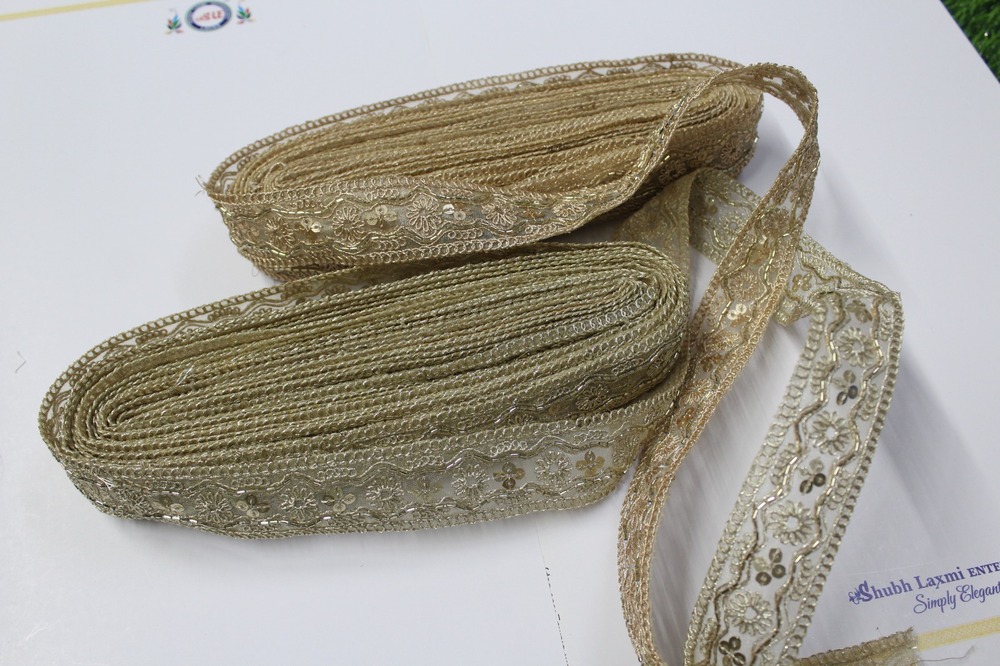 cutdana & zari lace