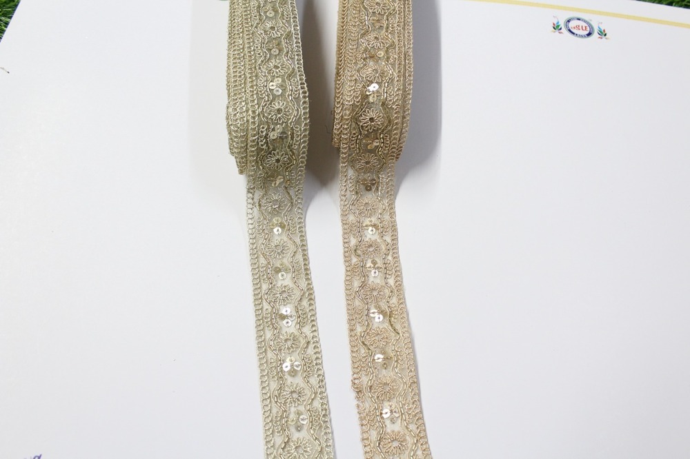 cutdana & zari lace
