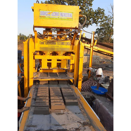 15 CVT 48 HP ईंट बनाने की मशीन