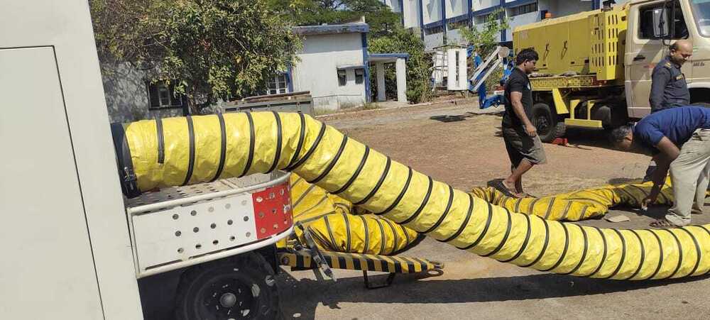 Aviation Duct Hoses - Color: Yellow