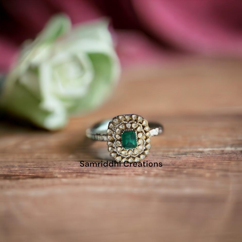 Emerald Diamond Ring - Material: Silver