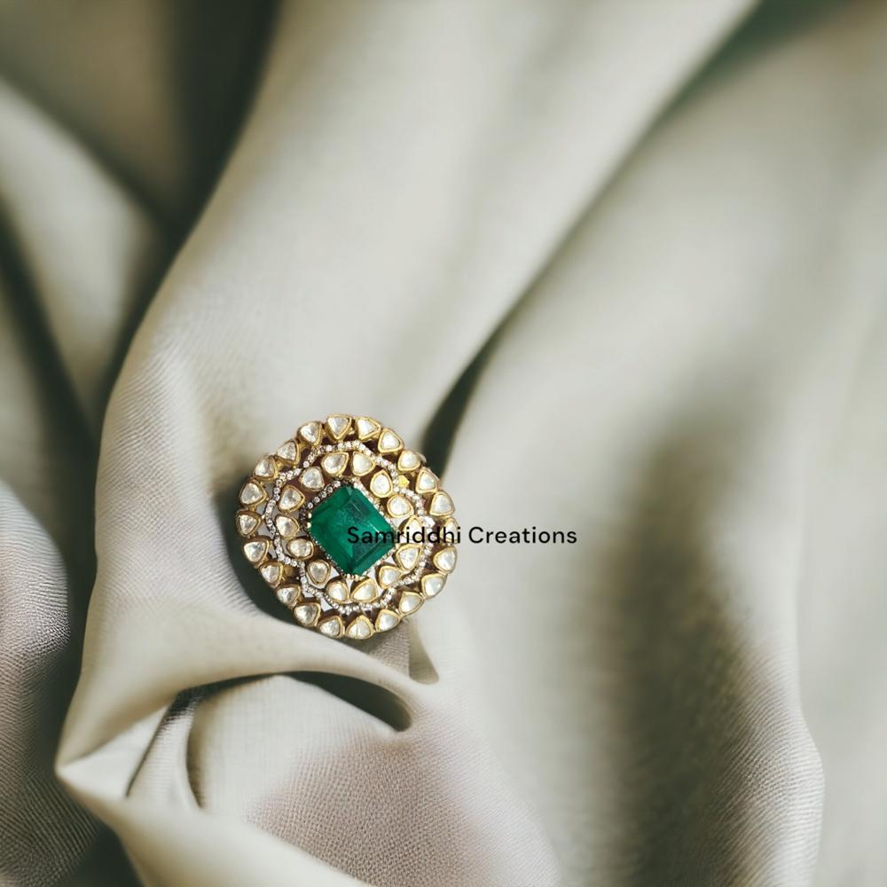 Emerald Diamond Ring - Material: Silver